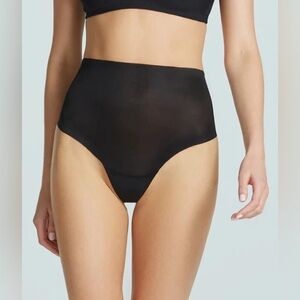 Commando Woman’s Featherlight Control Thong Black Size Small